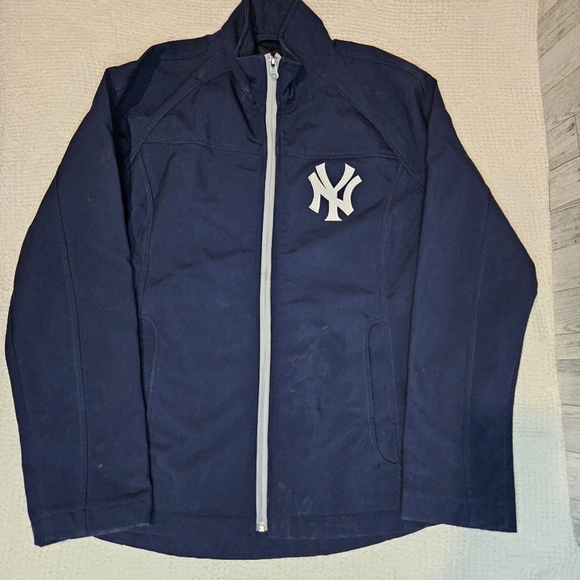 MLB Jackets & Blazers - New York Yankees MLB SMALL Jacket Woman's Jacket Soft Shell Genuine
